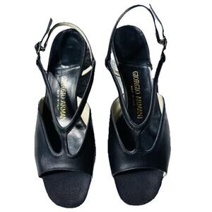 GIORGIO ARMANI BLACK KITTEN HEEL OPEN TOE T-STRAP SHOES 39 ITALY OLD MONEY